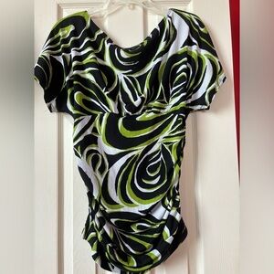 Candy Rain Green, White, Black Jersey Top. Ruched on sides for fit. Sz XL